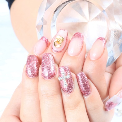 デザインの魅力が半減 こんなネイルデザイン写真はng