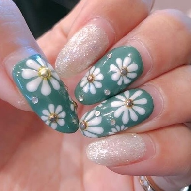 ネイルサロンへ行く前にすべきことは 爪は切った方がいい