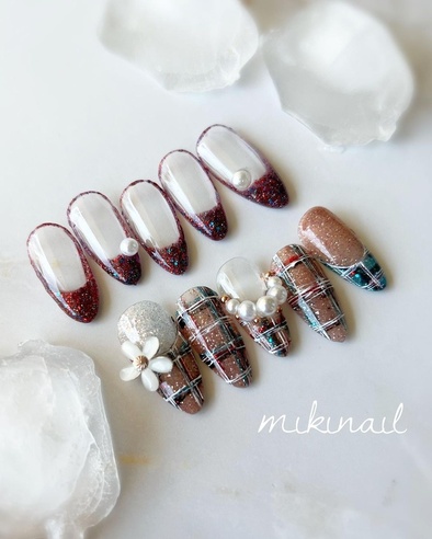 うるうる感をフットに！オーロラ煌めくちゅるんソルベカラーネイル