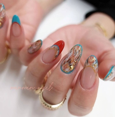 人気ネイリストは何を使っているの？製品を知り尽くしたプロが選ぶマイ