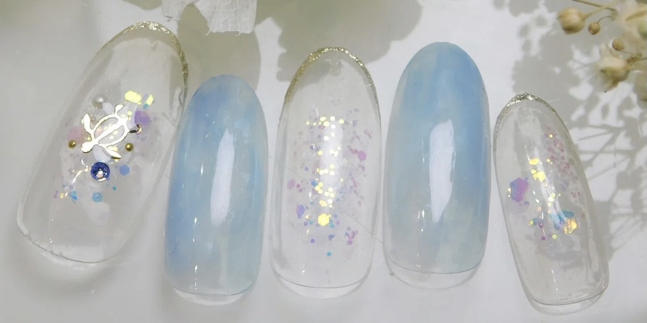 ちゅるんと透けるクリアネイルで夏支度はじめましょ 21