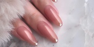 冬の全方位モテ♡あざとかわいいうる艶ネイル｜2021