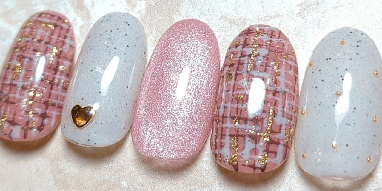 人気ネイルデザインTOP10】春と冬をいいとこ取りで楽しむ春ツイード