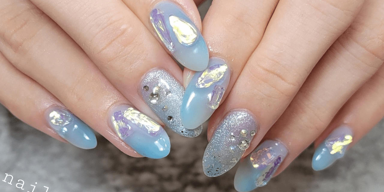 ネイルストーン♡光るストーン♡