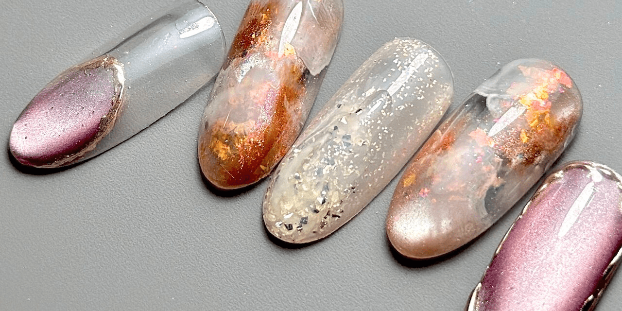 2024最新】神秘的な輝き♡秋の天然石ネイル|人気ネイルデザイン15選 