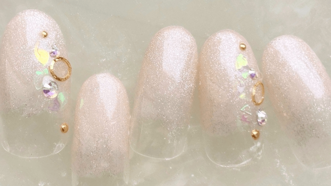 人気ネイルデザインTOP10】手が綺麗に見える♡秋の大人上品 