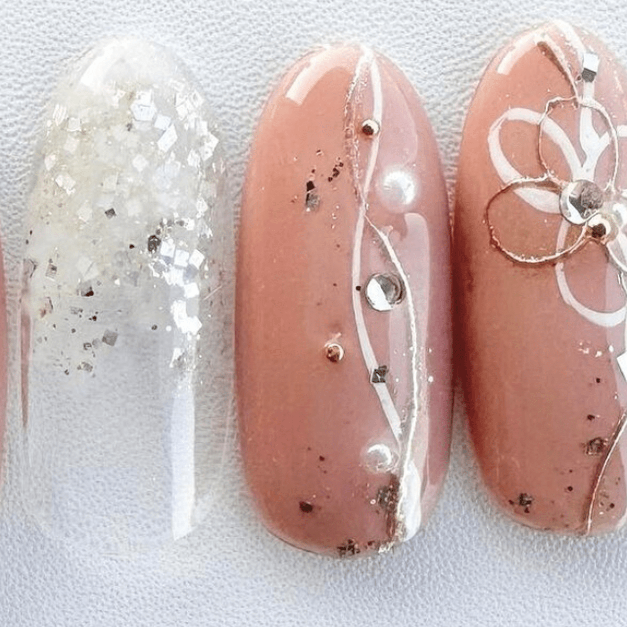 非売品！ネイル白書 2025 Nail Market Report ネイル産業の「今」が分かる一冊 Nail Market Report 『ネイル