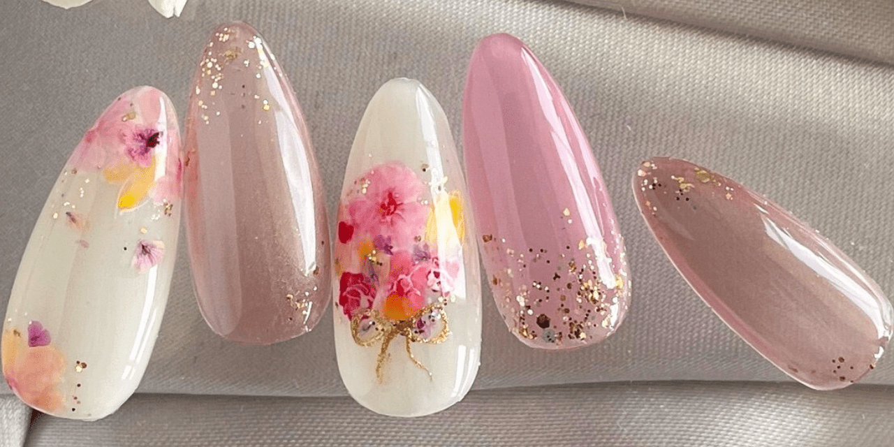 2025最新】満開の花束を爪に咲かせて♡春のブーケネイル|人気ネイル