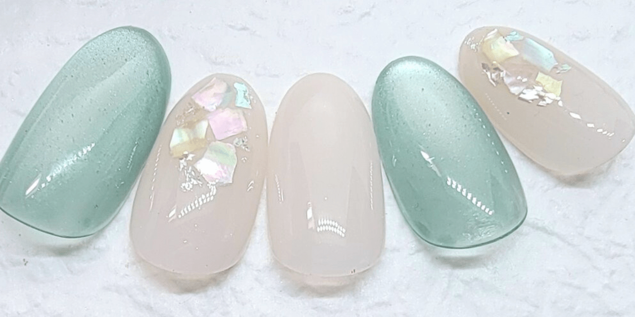 超美品★ネイルテーブル★一度しか使用してないので凄く綺麗な状態です！ 2025最新】5月に向けて！初夏先取りの上品シンプルネイル|人気ネイル