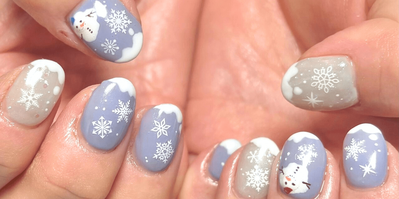 2025最新】冬の指先の遊び心を♡雪だるまモチーフのクリスマスネイル