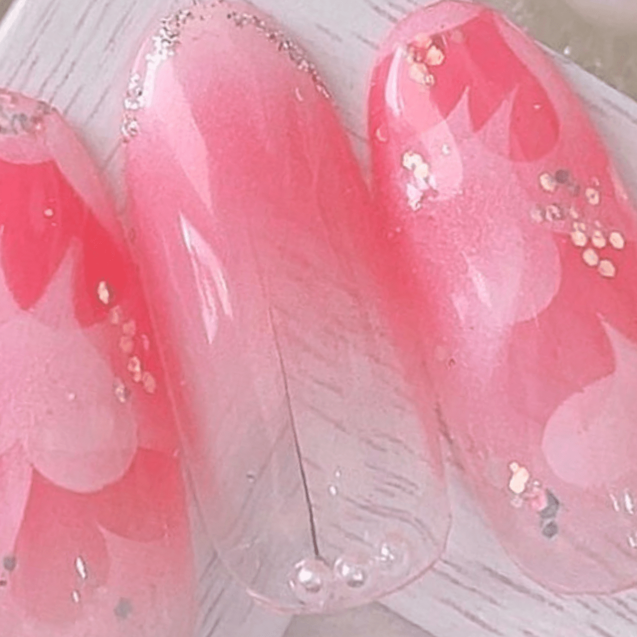 2026最新】想いをたっぷり詰め込んで♡ハートのバレンタインネイル