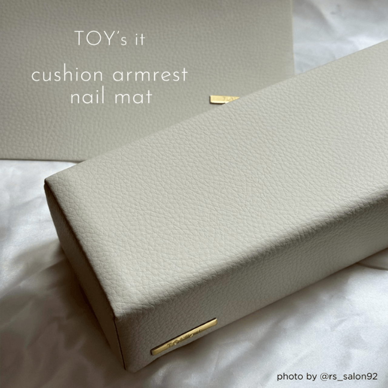 手元もデスクも美しく整う♡TOY's it『ネイルマット』＆『クッション