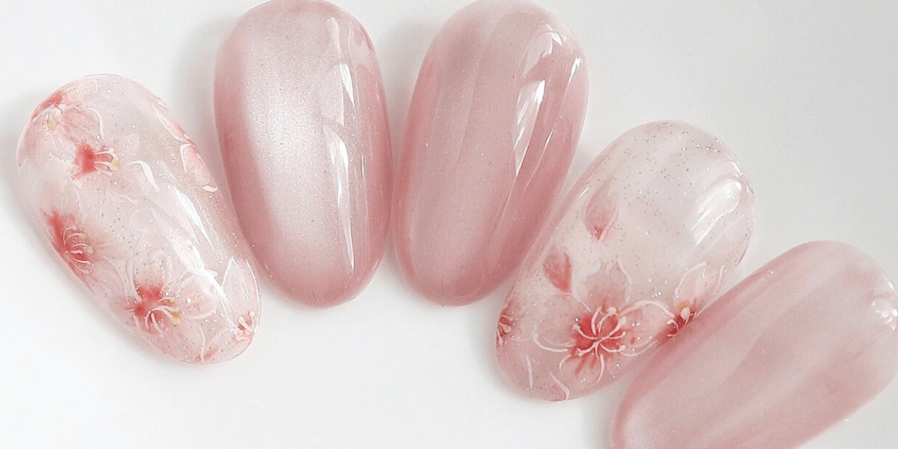 2026最新】心も春らしく満開に♡王道ピンクの桜ネイル|人気ネイル