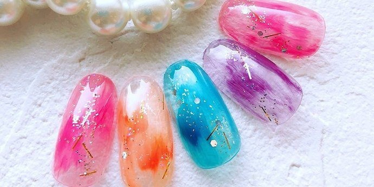 春夏ネイルはネオンカラーを自分らしくアレンジ ネイルブック