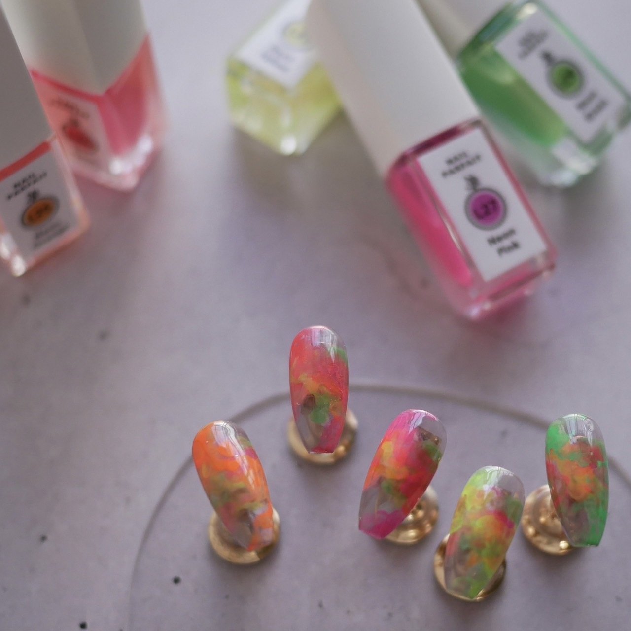 ネイルパフェ カラーインク L29ネオングリーン | ネイルパフェ