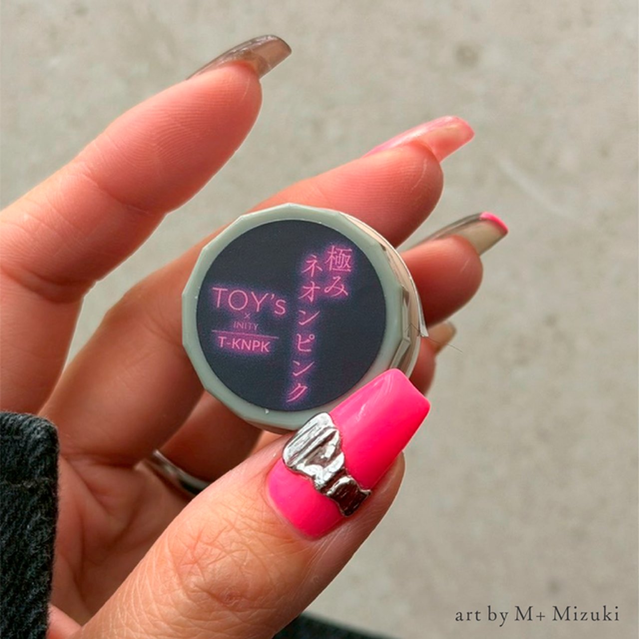 TOY's x INITY 極みネオンピンク | TOY's × INITY（トイズバイアイ