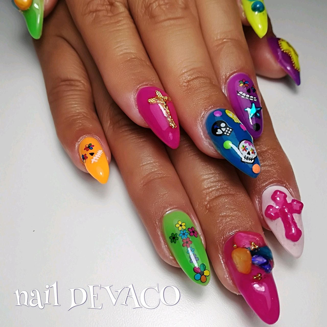 夏 オールシーズン 旅行 海 ハンド 999naildevacoのネイルデザイン No ネイルブック