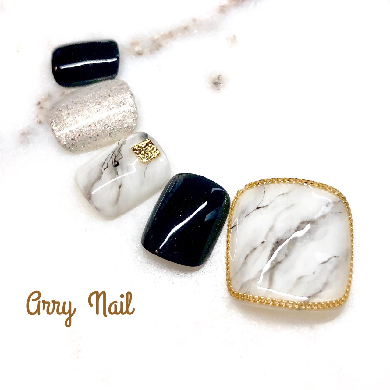 夏 オールシーズン フット ラメ ワンカラー Arry Nail アリーネイルのネイルデザイン No ネイルブック