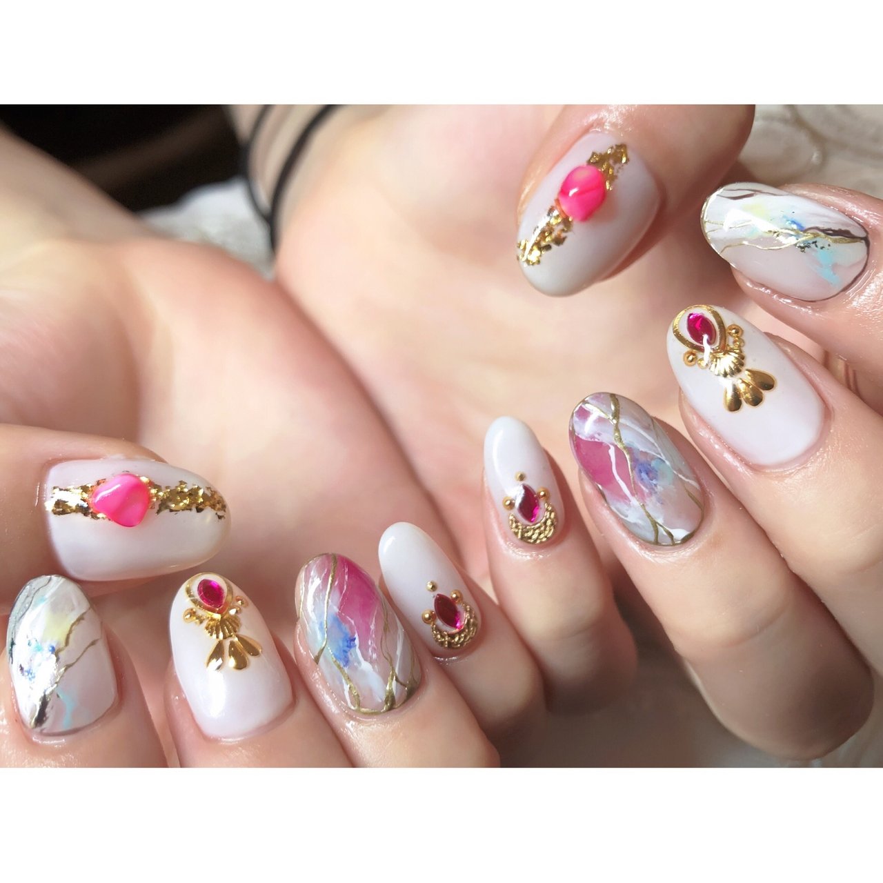 春 夏 ハンド 大理石 ミディアム Nailsalon Komachiのネイルデザイン No ネイルブック