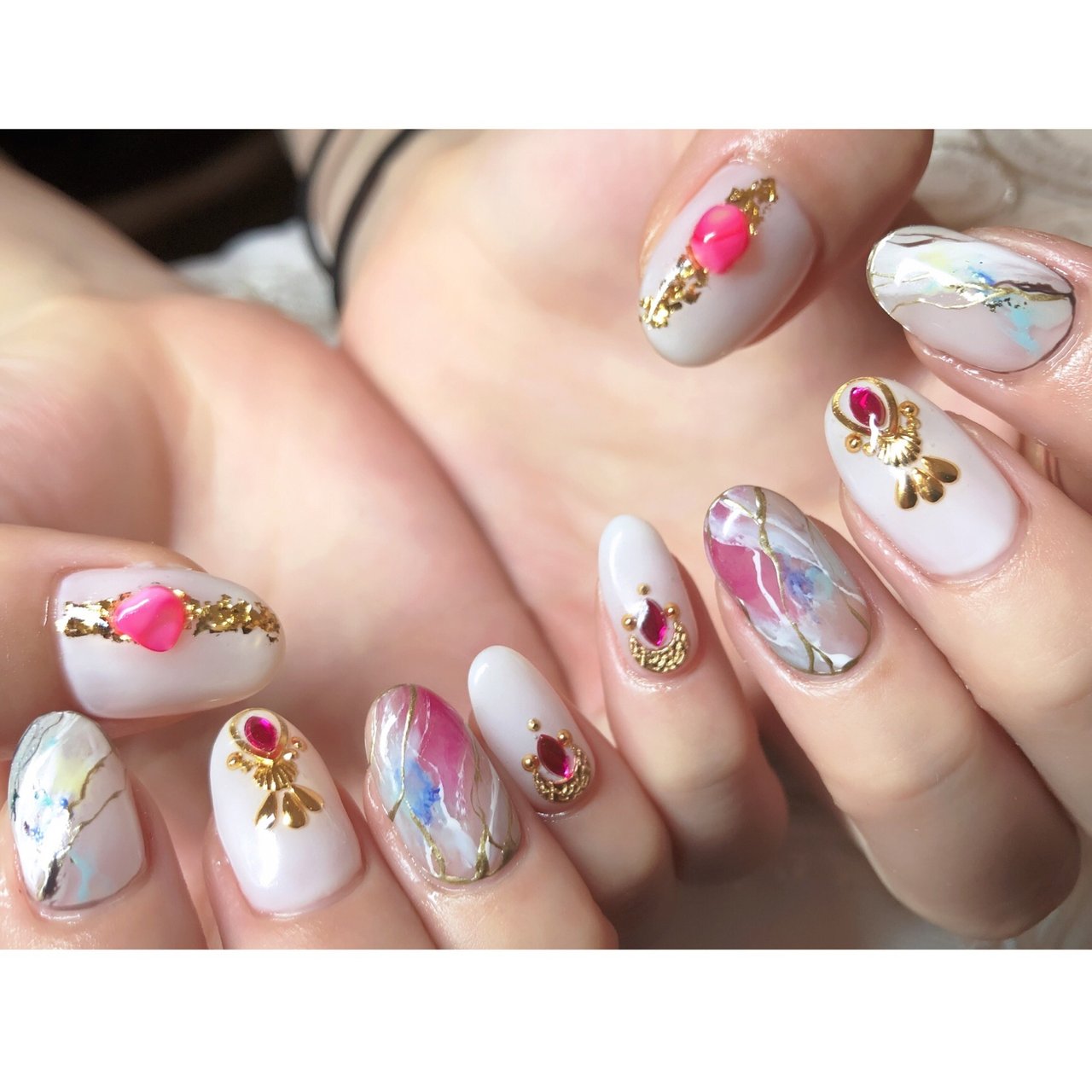 春 夏 ハンド 大理石 ミディアム Nailsalon Komachiのネイルデザイン No ネイルブック