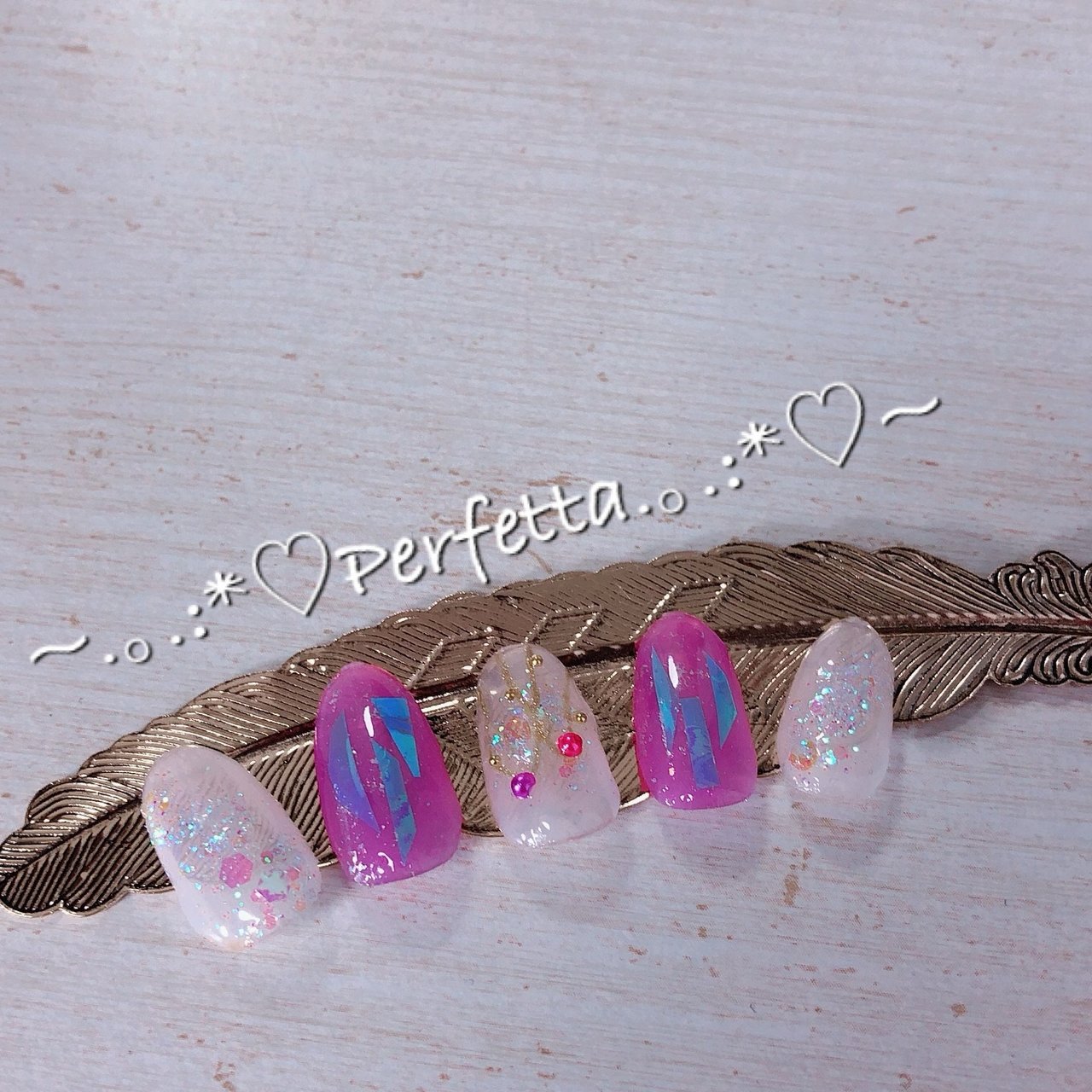 オールシーズン ハンド ホログラム ラメ シースルー Ri Re Ru Nail リレル ネイルのネイルデザイン No ネイルブック