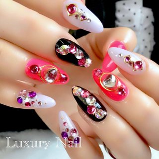 パープル ブラック ゴージャスネイルのネイルデザイン ネイルブック