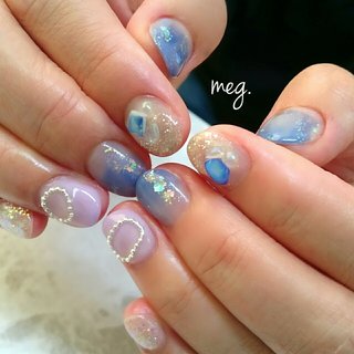 #お客様ネイル #お任せコース 
#梅雨ネイル 
#ニュアンスネイル 💅
.
.
ブルー、パープル、ストーンのご希望💡
あとは全て任せてくれたー♥
あー♥可愛くできた🙌
とにかく涼しげ✨
#いつもありがとう ♥🍪もありがとう♥
.
.
#お洒落ネイル#キラキラネイル#ストーンネイル#ショートネイル#大人カジュアル#個性派ネイル#ボールチェーン#ニュアンスデザイン#グラデーション#ネイルサロン#ネイリスト#浜松市南区ネイル#浜松市ネイルサロン#浜松市ネイル#ネイリスト#ジェルネイル#ネイルデザイン#浜松#個室サロン#Nailsalonmeg. #夏 #七夕 #海 #デート #ハンド #ビジュー #ラメ #水滴 #大理石 #ニュアンス #ショート #水色 #パープル #シルバー #ジェルネイル #お客様 #meguppe #ネイルブック