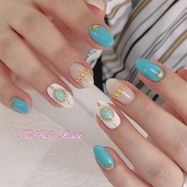 夏 ハンド ミディアム ホワイト ターコイズ Nail Salon Rose 56のネイルデザイン No ネイルブック