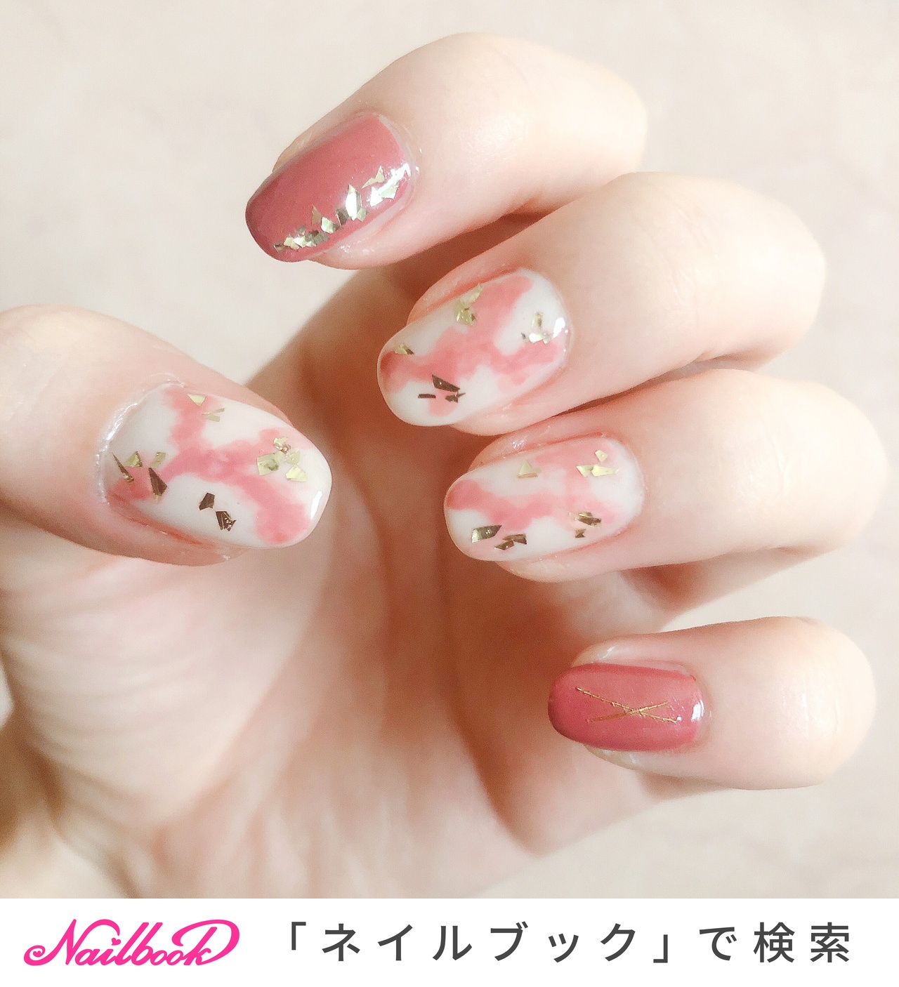 ハンド ホログラム ニュアンス マーブル ショート 奈那のネイルデザイン No ネイルブック