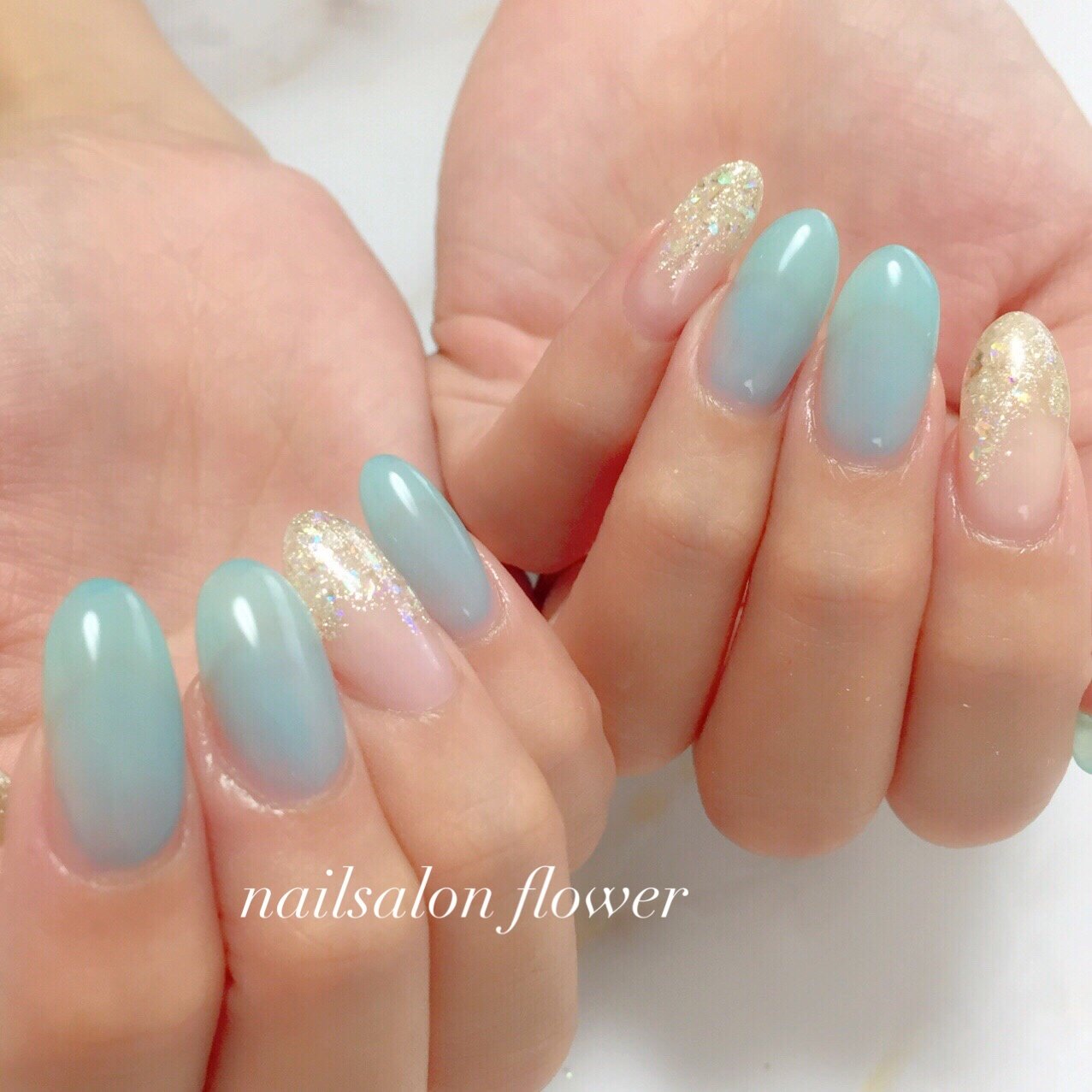 春 夏 シンプル 水色 ゴールド Nailsalon Flowerのネイルデザイン No ネイルブック