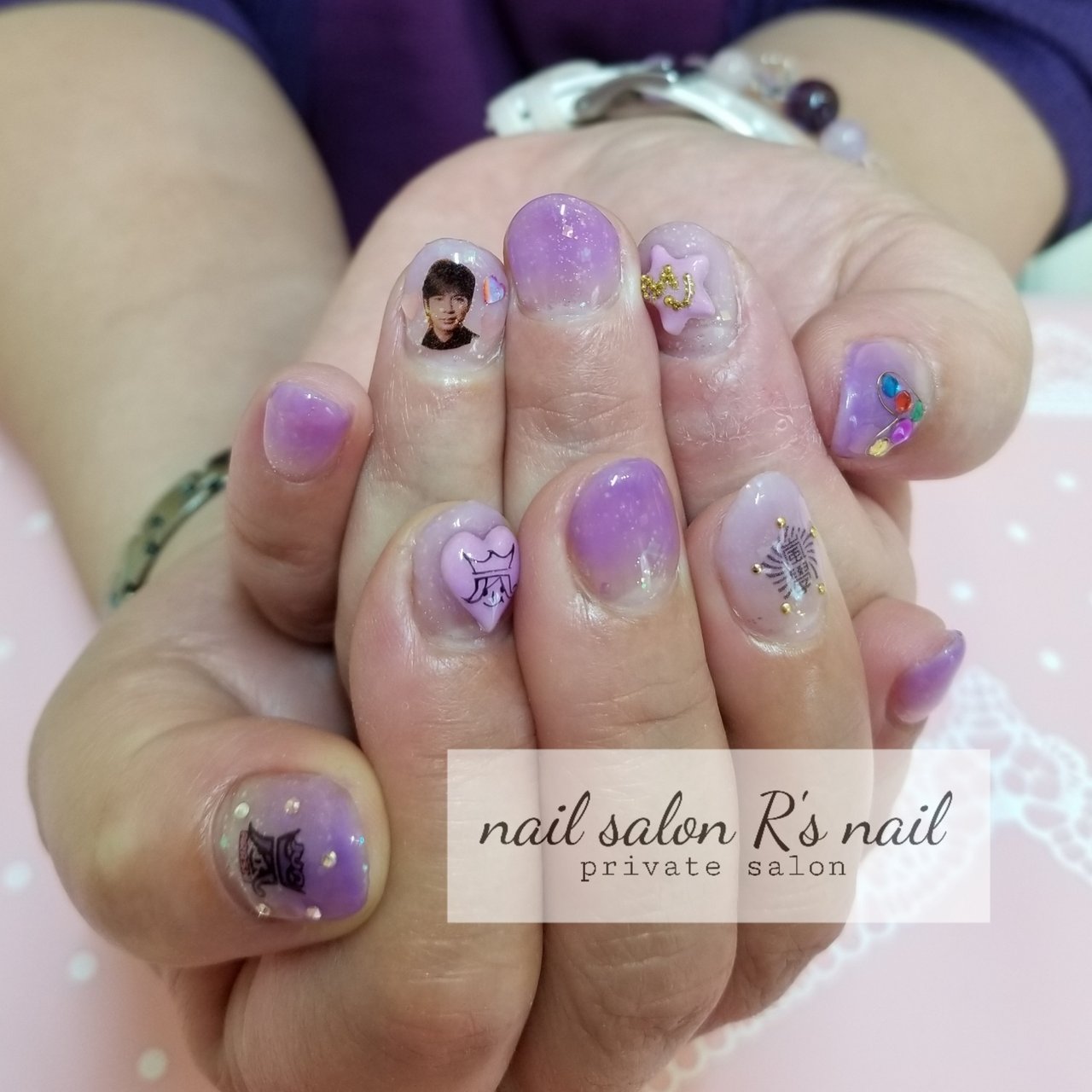 ライブ ハンド シンプル グラデーション ビジュー R3nailのネイルデザイン No ネイルブック