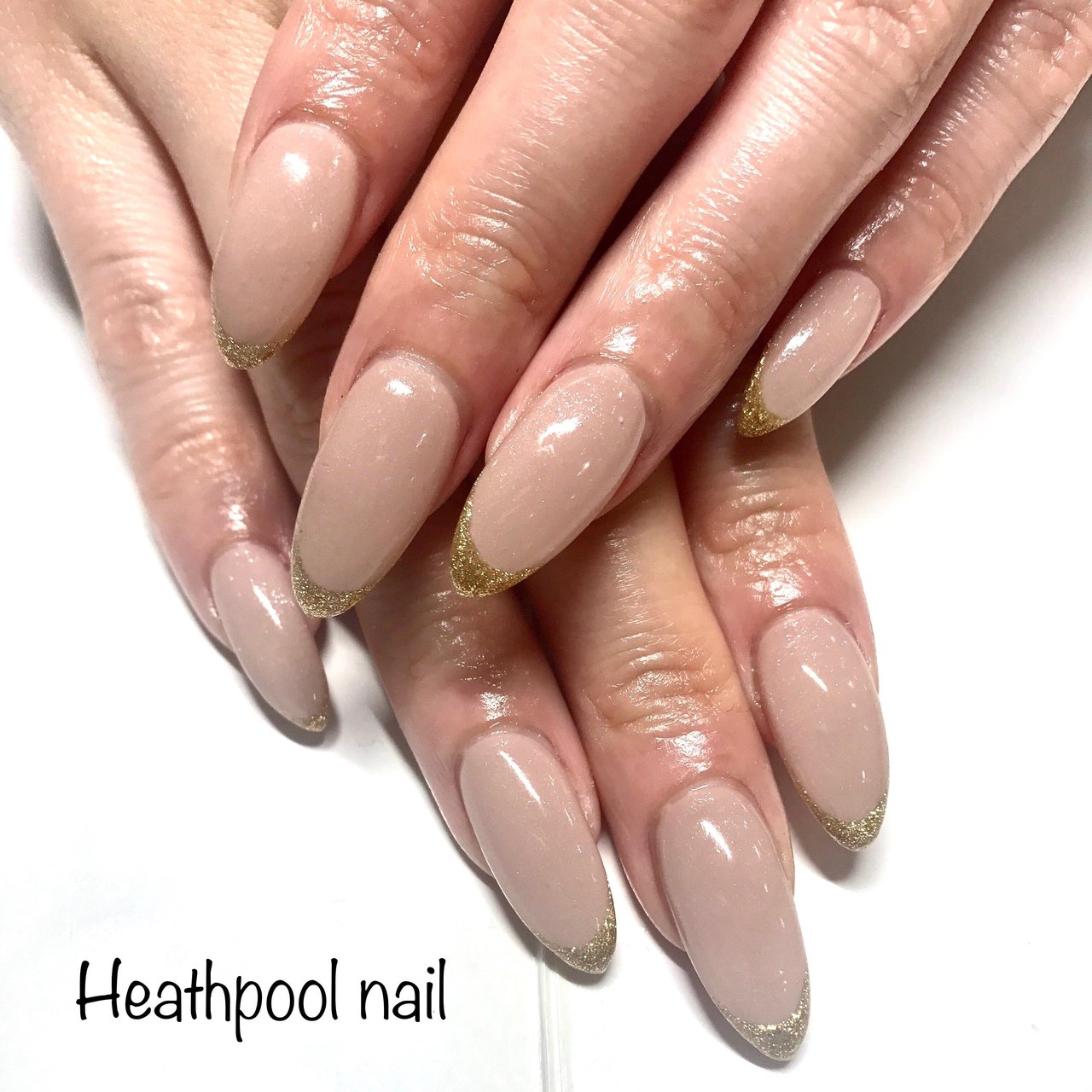 ハンド フレンチ グレージュ ゴールド ジェル Heathpoolnailのネイルデザイン No ネイルブック