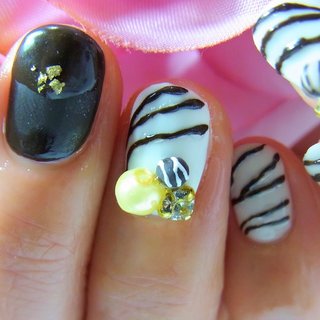 #Nailbook #春 #夏 #秋 #冬 #お正月 #成人式 #バレンタイン #卒業式 #入学式 #梅雨 #海 #リゾート #浴衣 #スポーツ #ハロウィン #クリスマス #パーティー #デート #ハンド #ビジュー #パール #スイーツ #マット #アイシング #ミディアム #ホワイト #ベージュ #イエロー #ブラウン #グレージュ #ゴールド #シルバー #パステル #アースカラー #スモーキー #カラフル #ビビッド #ジェルネイル #ネイルサロンM's(ミューズ) #ネイルブック