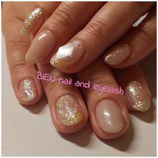 夏 秋 ハンド べっ甲 ミディアム Bien Nail And Eyelashのネイルデザイン No ネイルブック