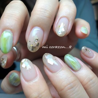 #micorazon...8#nail#ジェルネイル#パラジェル#一層残し#MB#フィルイン#ライトグリーン#まぜまぜカラー#ベージュネイル﻿#シェル #春 #夏 #ハンド #ホログラム #ラメ #ワンカラー #シェル #ミディアム #ホワイト #ベージュ #グリーン #ジェルネイル #お客様 #mi Corazon...8 #ネイルブック
