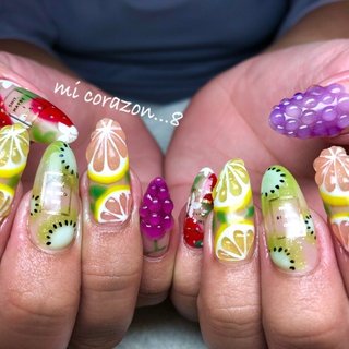 #micorazon...8#nail#ジェルネイル#パラジェル#一層残し#MB#フィルイン#フルーツネイル#盛り盛りネイル#いちごネイル#キウイネイル#ぶどうネイル#レモンネイル#グレープフルーツネイル#ぷっくりネイル #オールシーズン #ハンド #ラメ #水滴 #トロピカル #フルーツ #ロング #レッド #イエロー #カラフル #ジェルネイル #お客様 #mi Corazon...8 #ネイルブック