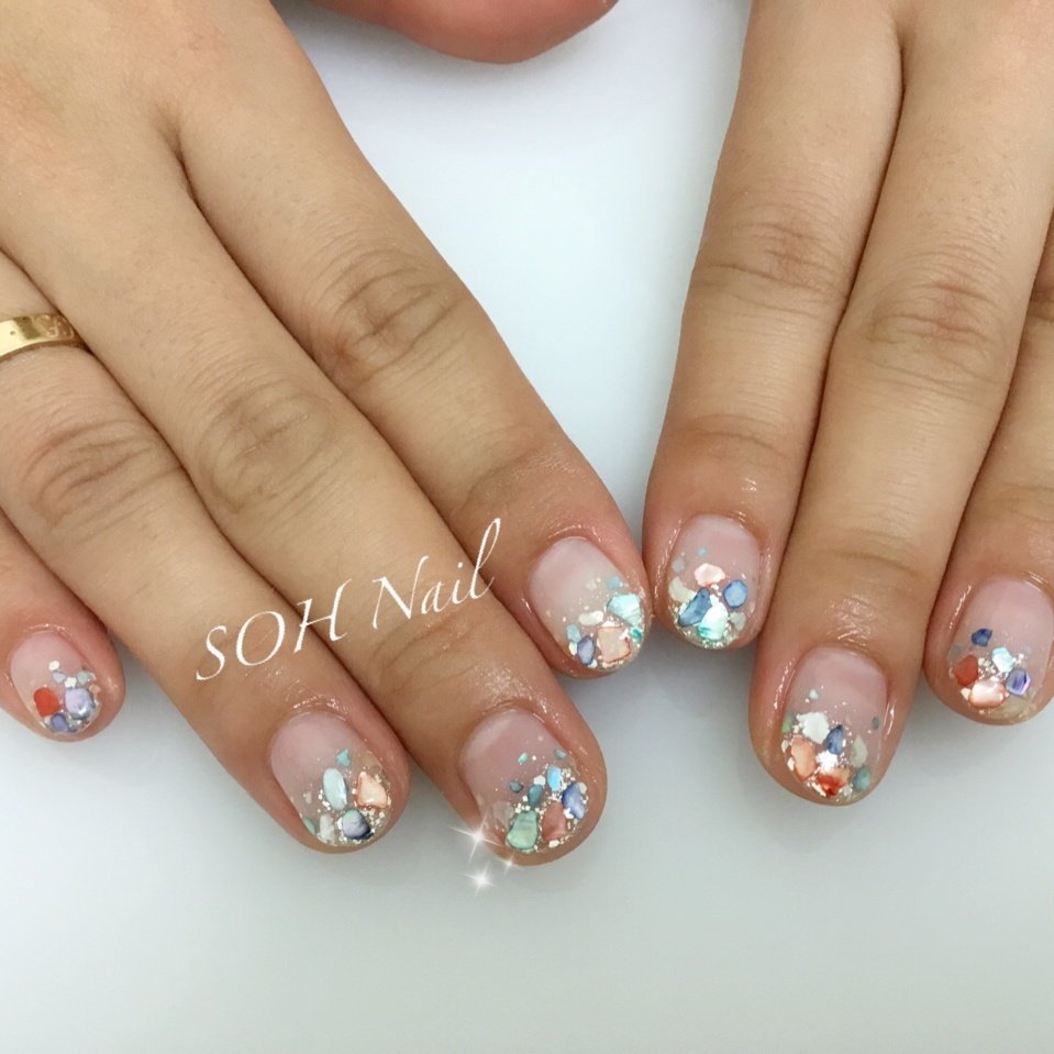 夏 オールシーズン ハンド グラデーション シェル Ora Nail 旧soh Nail のネイルデザイン No ネイルブック