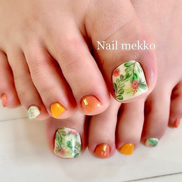 フット フラワー トロピカル ボタニカル オレンジ Nail Mekkoのネイルデザイン No ネイルブック