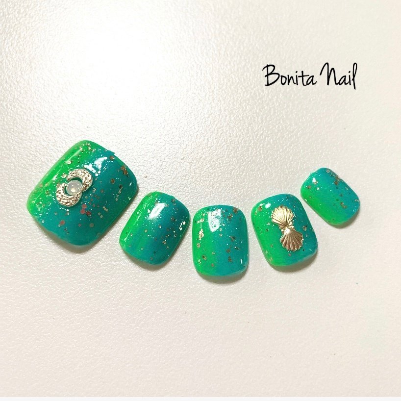 夏 フット グラデーション ショート グリーン Atelier Bonitaのネイルデザイン No ネイルブック
