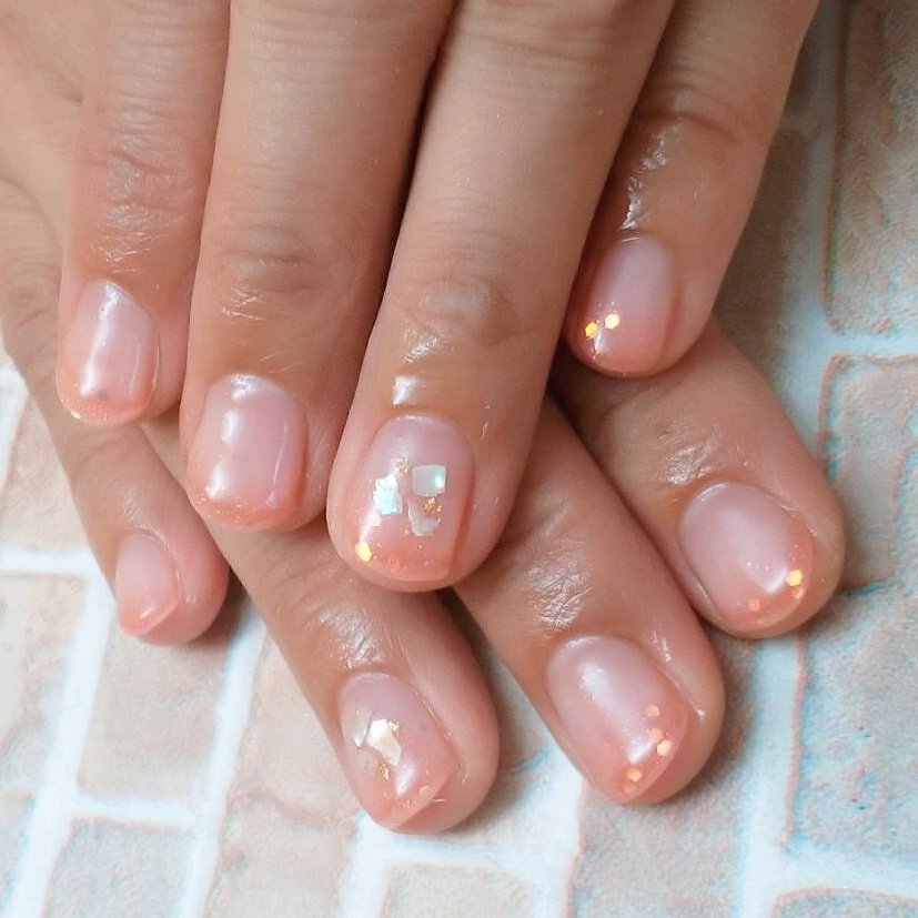 夏 ハンド グラデーション ラメ シェル Beautysalonk エステ ネイルのネイルデザイン No 4405266 ネイルブック