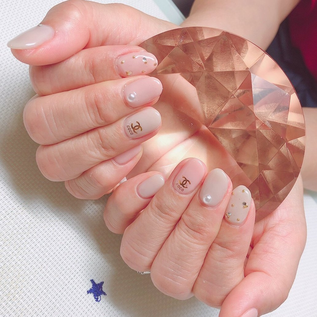 オールシーズン オフィス デート ハンド シンプル Crystal R Nail Salon のネイルデザイン No 4409305 ネイルブック