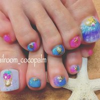 ラブリー マーメイド ネイル フット 美しいネイルトレンド