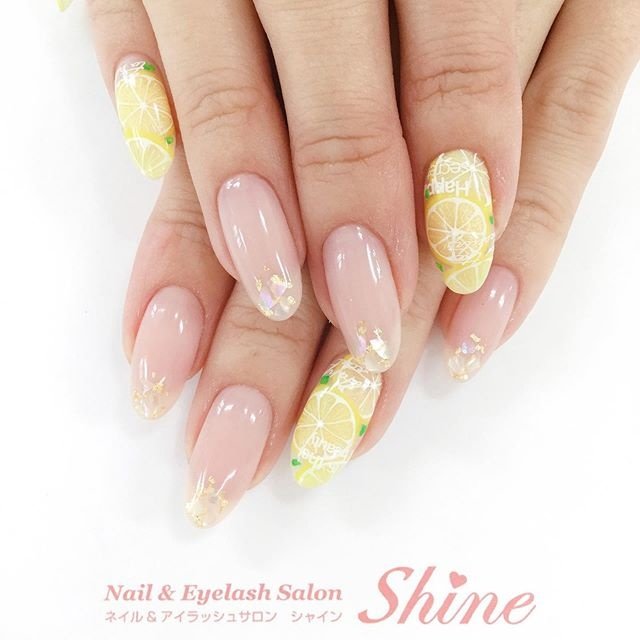 夏 ハンド シェル フルーツ ホワイト Nail Eyelash Salon Shineのネイルデザイン No ネイルブック