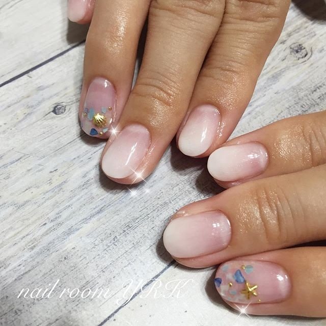 夏 オフィス ハンド グラデーション シェル Nail Room Yrkのネイルデザイン No ネイルブック