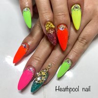 ピンク ターコイズ ネオンカラーのネイルデザイン ネイルブック