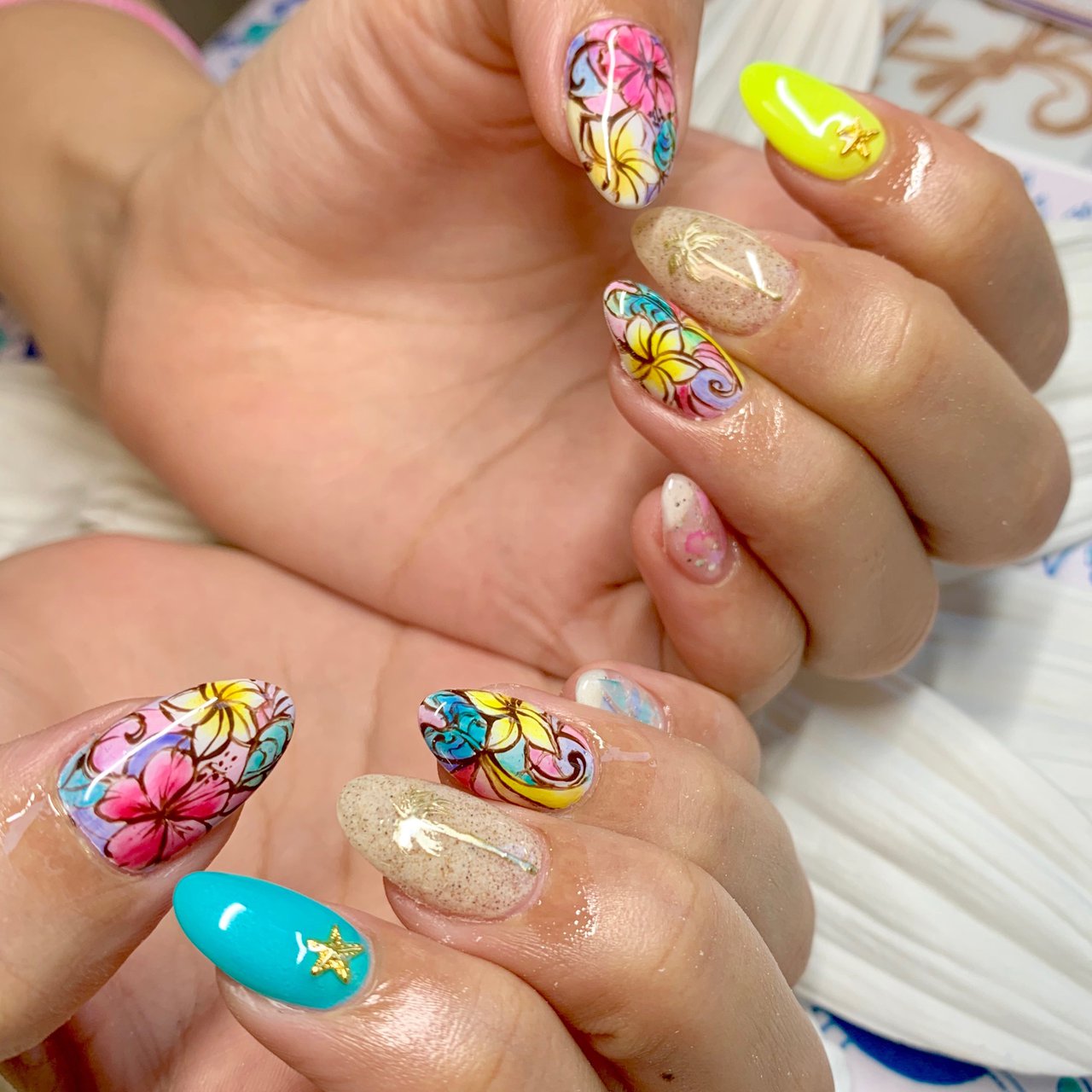 夏 旅行 海 リゾート ハンド Eriのネイルデザイン No ネイルブック
