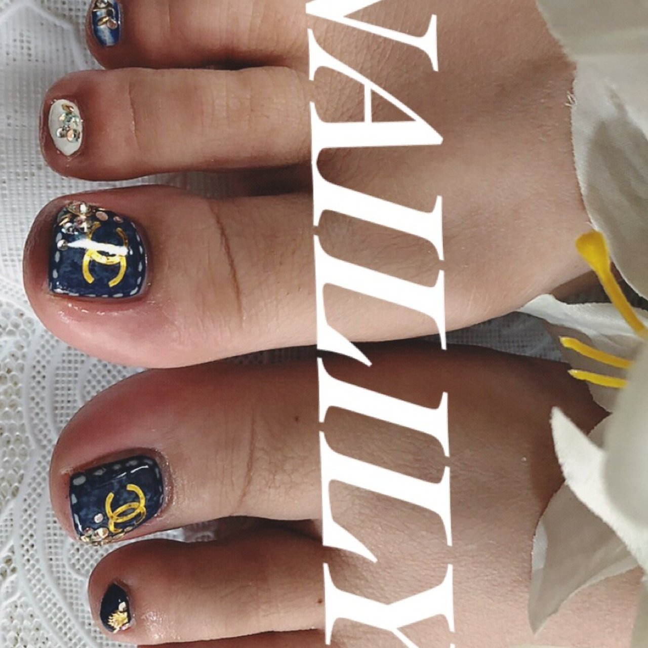 夏 オールシーズン フット デニム ブランド柄 Naililyのネイルデザイン No ネイルブック