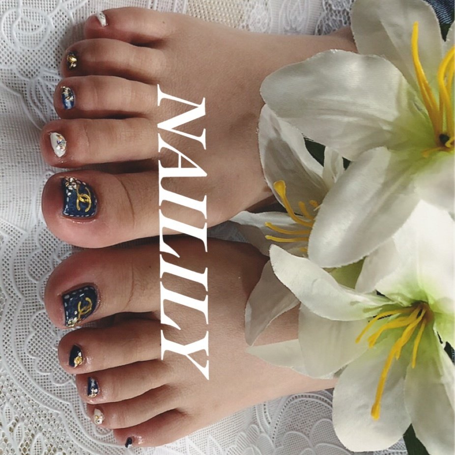 夏 オールシーズン フット デニム ブランド柄 Naililyのネイルデザイン No ネイルブック