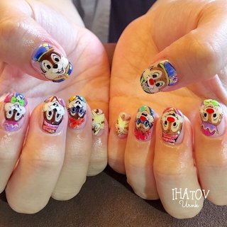 4月2日はチップとデールのお誕生日！“恐竜ごっこ”を仲良く楽しん