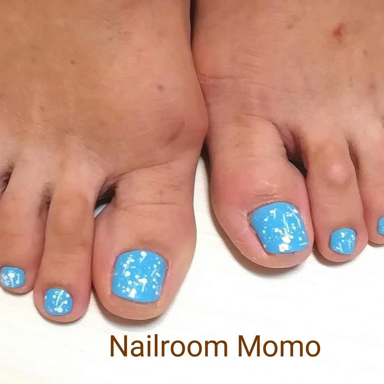 夏 フット シンプル ラメ ショート Nailroommomo ネイルルームモモ のネイルデザイン No ネイルブック